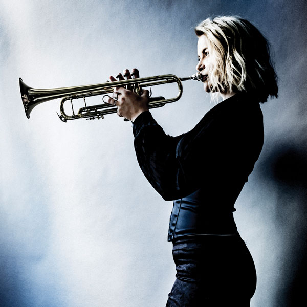 TheNextSet's tweet photo. Catch TONIGHT'S  set from Bria Skonberg @JazzStLouis streaming live!
7:30pm CT 
Facebook: https://t.co/z1CsN3QSjZ
YouTube: https://t.co/C0uJCLnyUJ

@briaskonberg @stlpublicradio @pan_galactic_co #StLouis #jazzmusic #streaming https://t.co/guzPCAxXqn