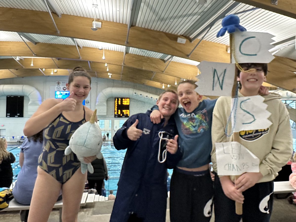 MandySLynch's tweet photo. Club North Swimmers are ready to start the MV Championship Meet Weekend! ⁦@CNSwimming⁩ https://t.co/C3WdDg97Nn