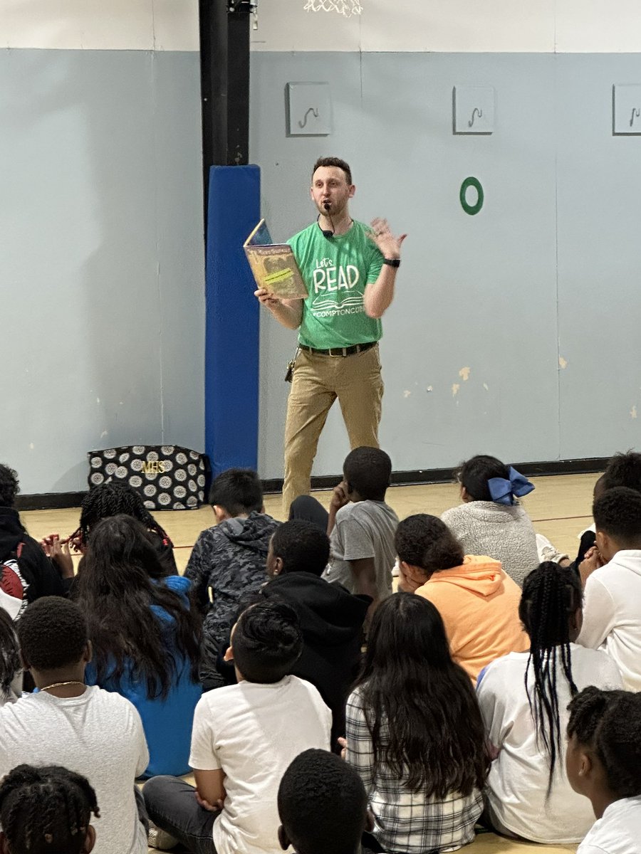 Talking about a dynamic and impactful teacher. <a href="/G5WithGarrett/">Caleb Garrett</a>  is all that and some! <a href="/Comptoncubs/">Compton Elementary</a>