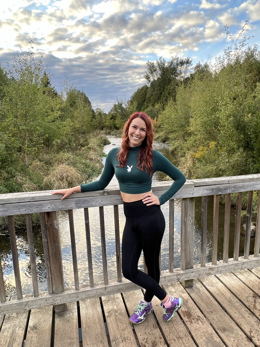Skylar | Skynyx on Twitter: "Alright let’s make this harder, outdoor pics only, how tall am I?"