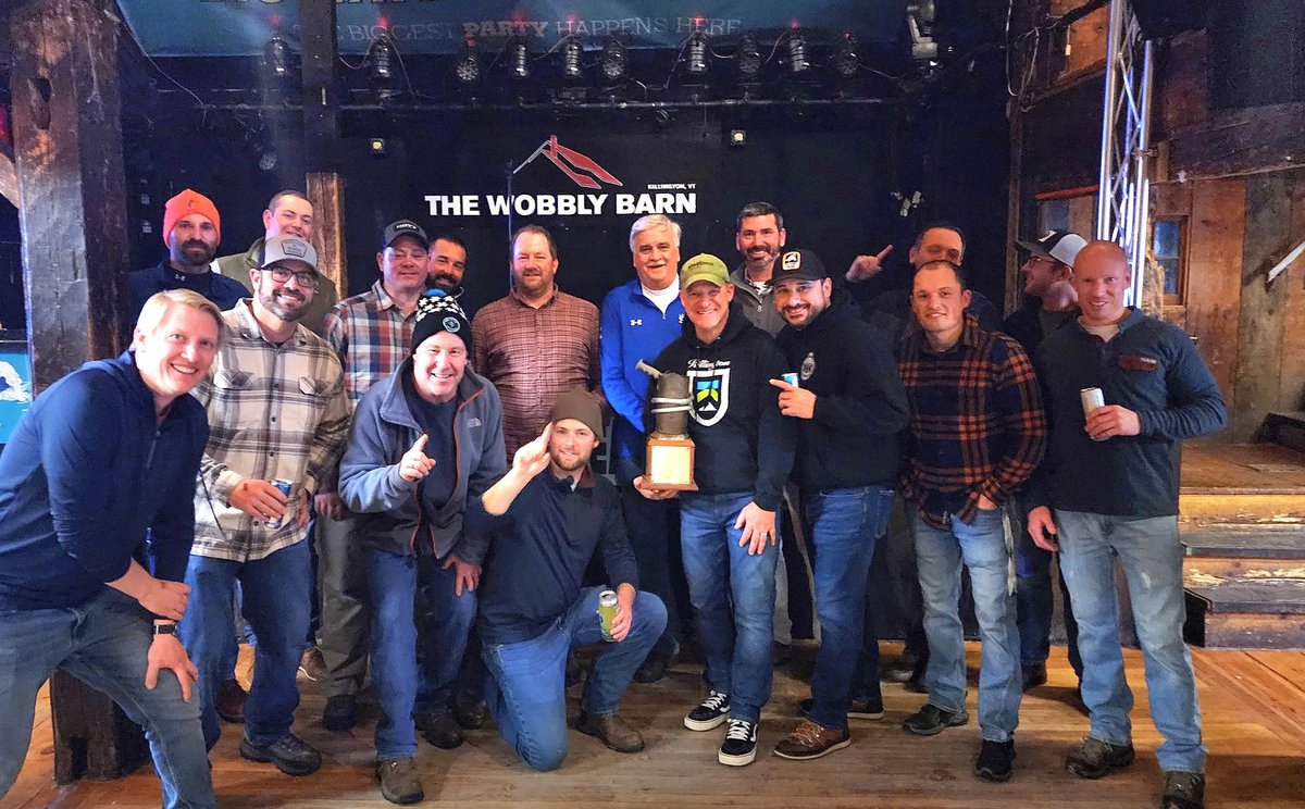 KBennettCGCS's tweet image. Another great Nor’Easter Ski Day. @GCSANJ1926 took home the trophy for best group. @GrassRootsTurf for best new sponsor