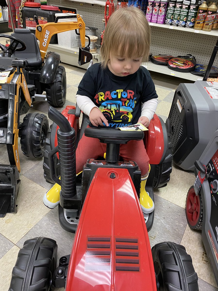 ONeilsFarmEquip's tweet photo. THANK YOU to all our amazing customers that came out to support our customer appreciation day ! A pic of one of our future customers . #womaninag eyeing up her new tractor as well as looking at the price trying to figure out how she can get grampa to finance the purchase 😎 🙏🙏 https://t.co/uhiqrvztfd