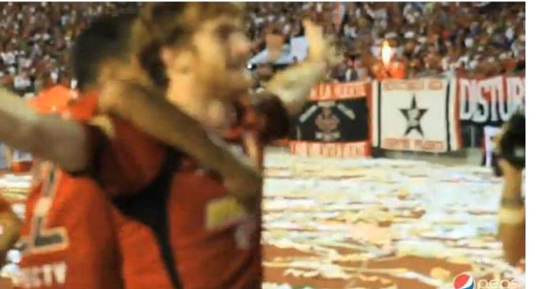 RxRLBDF02's tweet photo. Tu casa, tus colores, tu equipo, tu hinchada! 

Nuestro Ídolo vuelve! 

Te amamos con locura colorado @Feraristeguieta @Caracas_FC https://t.co/ebJTuwNDQT