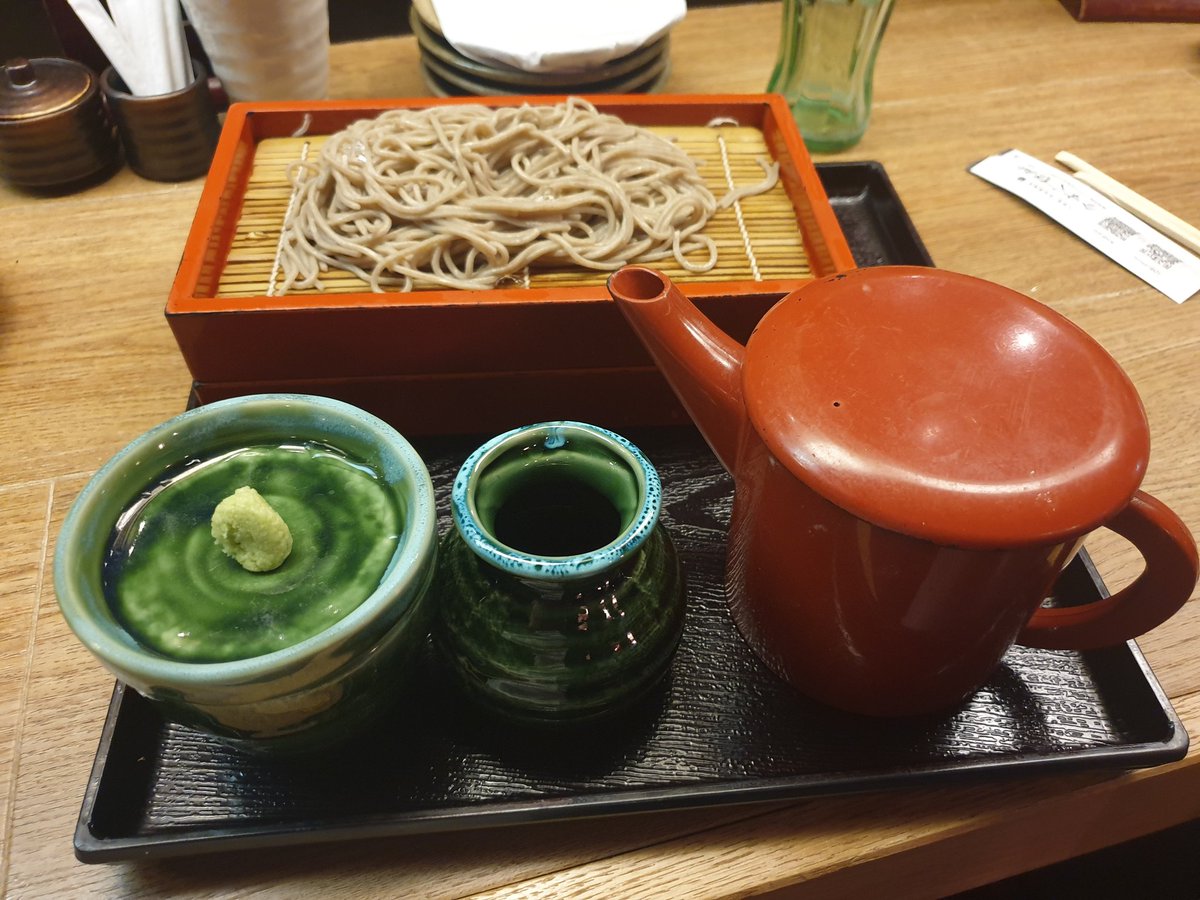 세상 갑작스럽지만 지금 일본입니다.

예... 그렇다구요.