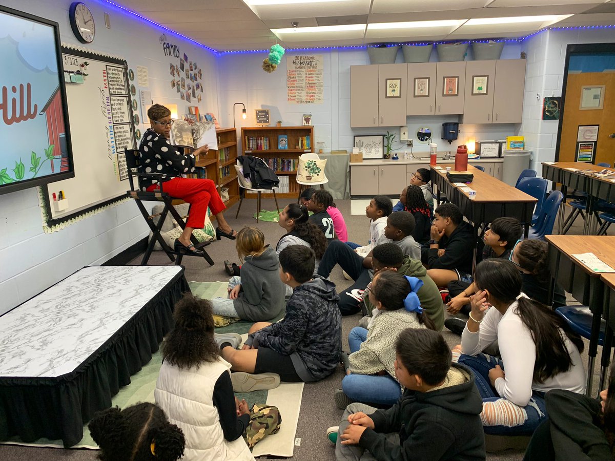 A huge thank you to <a href="/Sherrichill/">Sherri Hill</a> for coming by our class today to not only read an amazing book to us, but also share how we can overcome any problem that we might come across 🙌🏼 Your support is so appreciated and the kids will definitely remember this moment 💕 #MakeAnImpact