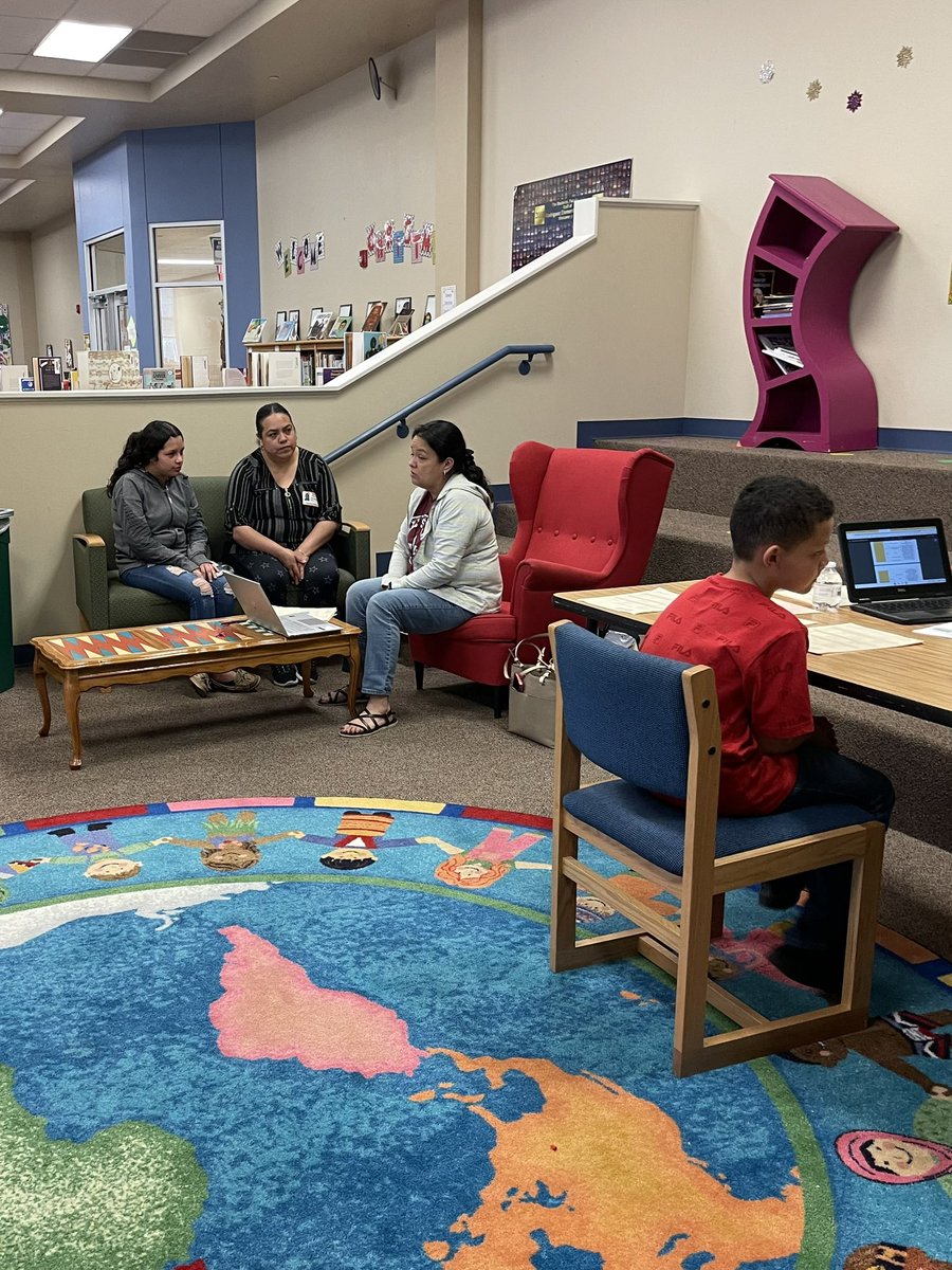 Equitable_Edu's tweet photo. Iโm so glad to see our strategic plan in action. Our pathways planning conversations for incoming sixth graders have been very productive and rewarding. Thank you, Seguin ISD counselors. #WeAreSeguin #CCMRready https://t.co/vAj5tyKxel