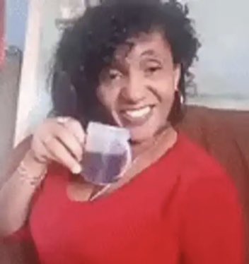 esperando ansiosamente o dia em que a minha bunda vai crescer