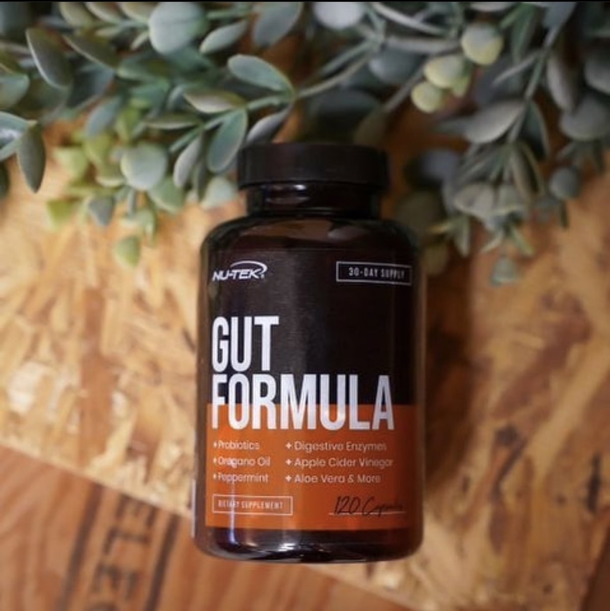 Take care of your gut and it'll take care of you! Gut health plays a major role in your immune system + mood. Gut Formula is a potent blend of key ingredients, herbal botanicals, and probiotics that can help support your gut health. Say goodbye to bloating, gas, and discomfort.👍