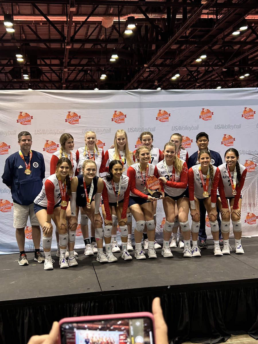 channinglow tweet media