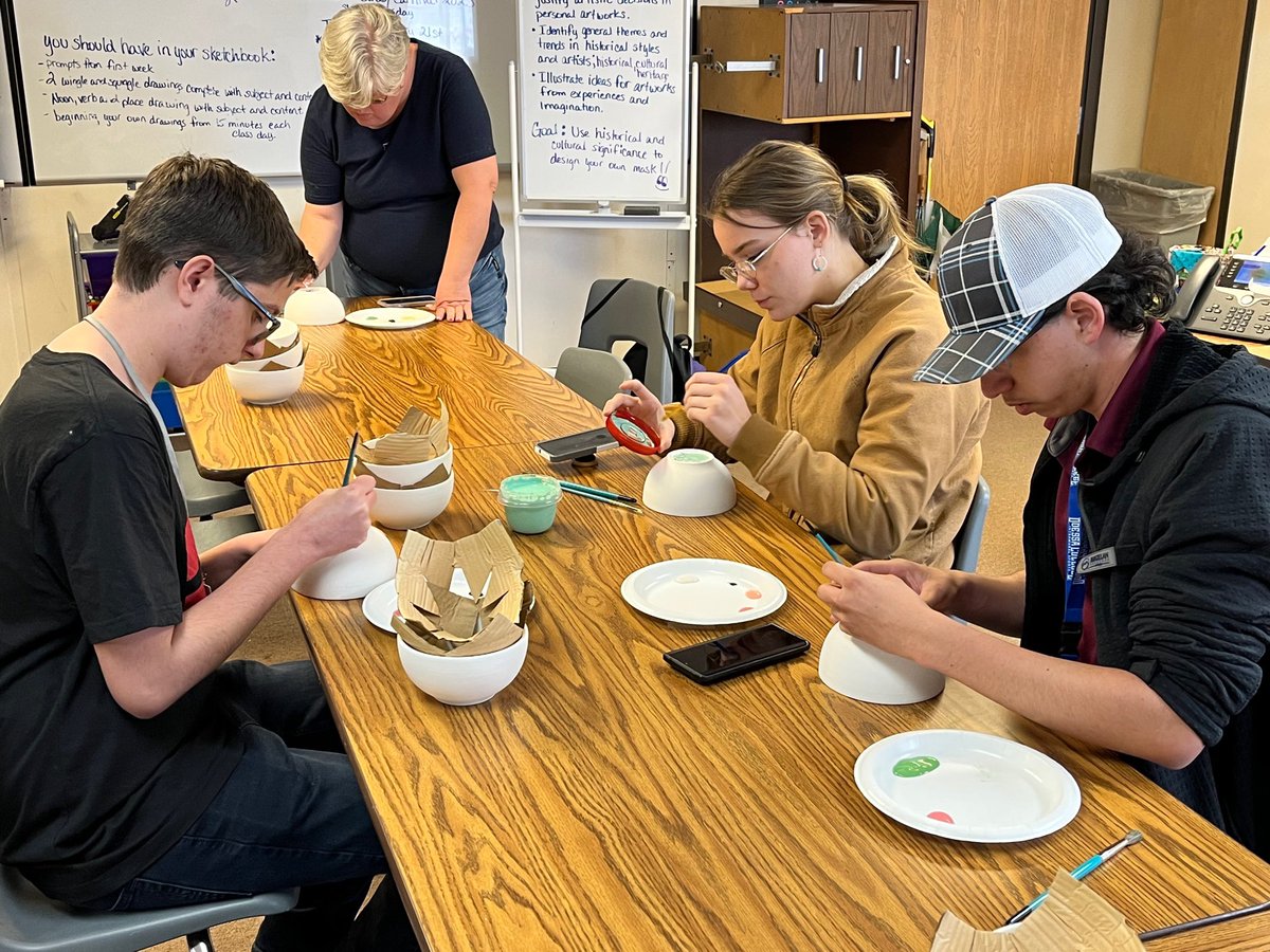 Great Big Art Day at OC Tech!  Thank you for helping create empty bowls.  #bigartday23 <a href="/OCTECHS2/">OCTECHS</a> <a href="/EctorCountyISD/">Ector County ISD</a>