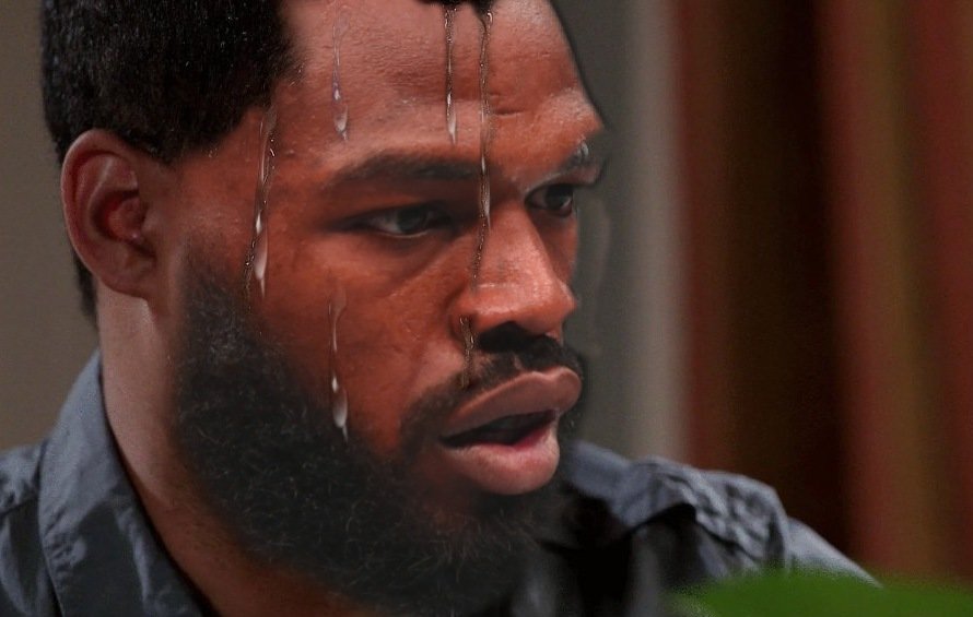 DovySimuMMA's tweet photo. jon jones when he's starting round 2 and is already feeling gassed. https://t.co/w5FZO6lmC6