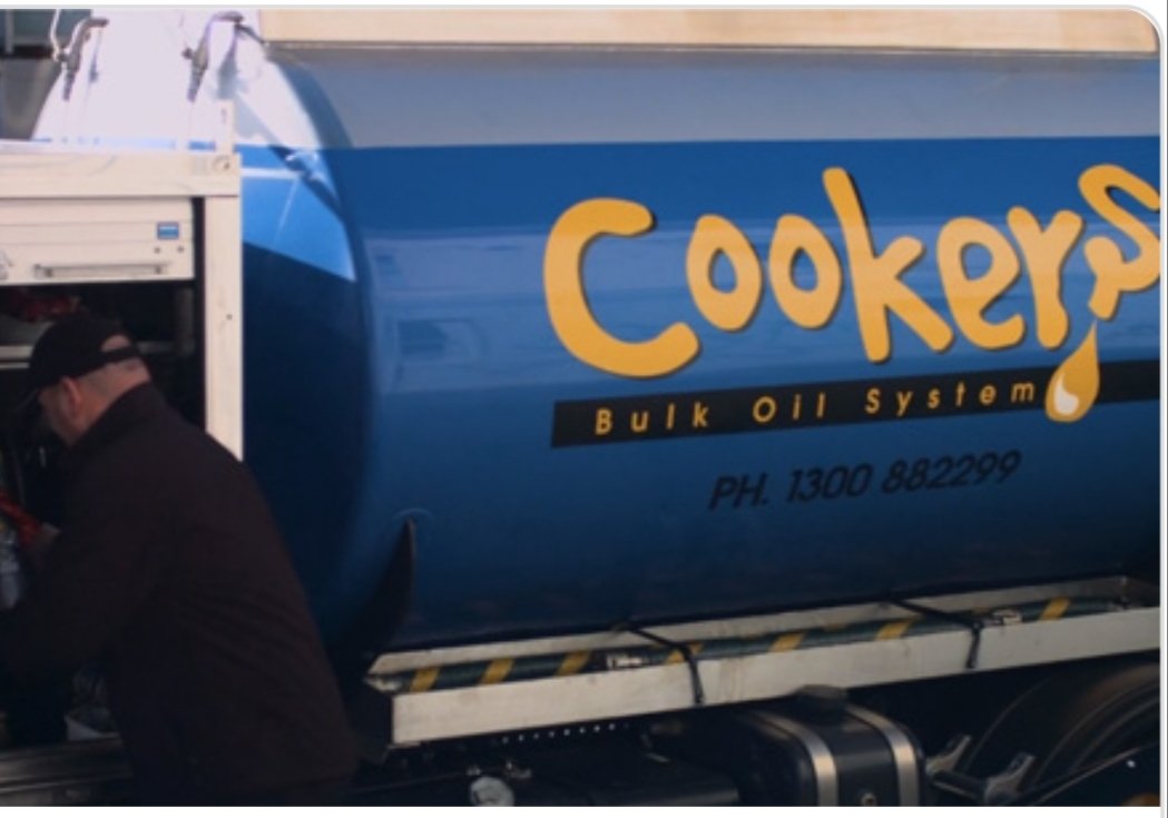JacsUniverse's tweet photo. This vehicle passes while having lunch with my friend. Simply lost my mind! 🤣 🤣. Friend was wtf Started to explain and it passes again! I literally wanted to run after and get a photo! Anyway found their website 🤣🤣🤣
#cookers
#cookersymbol https://t.co/i5VUgEL3rM