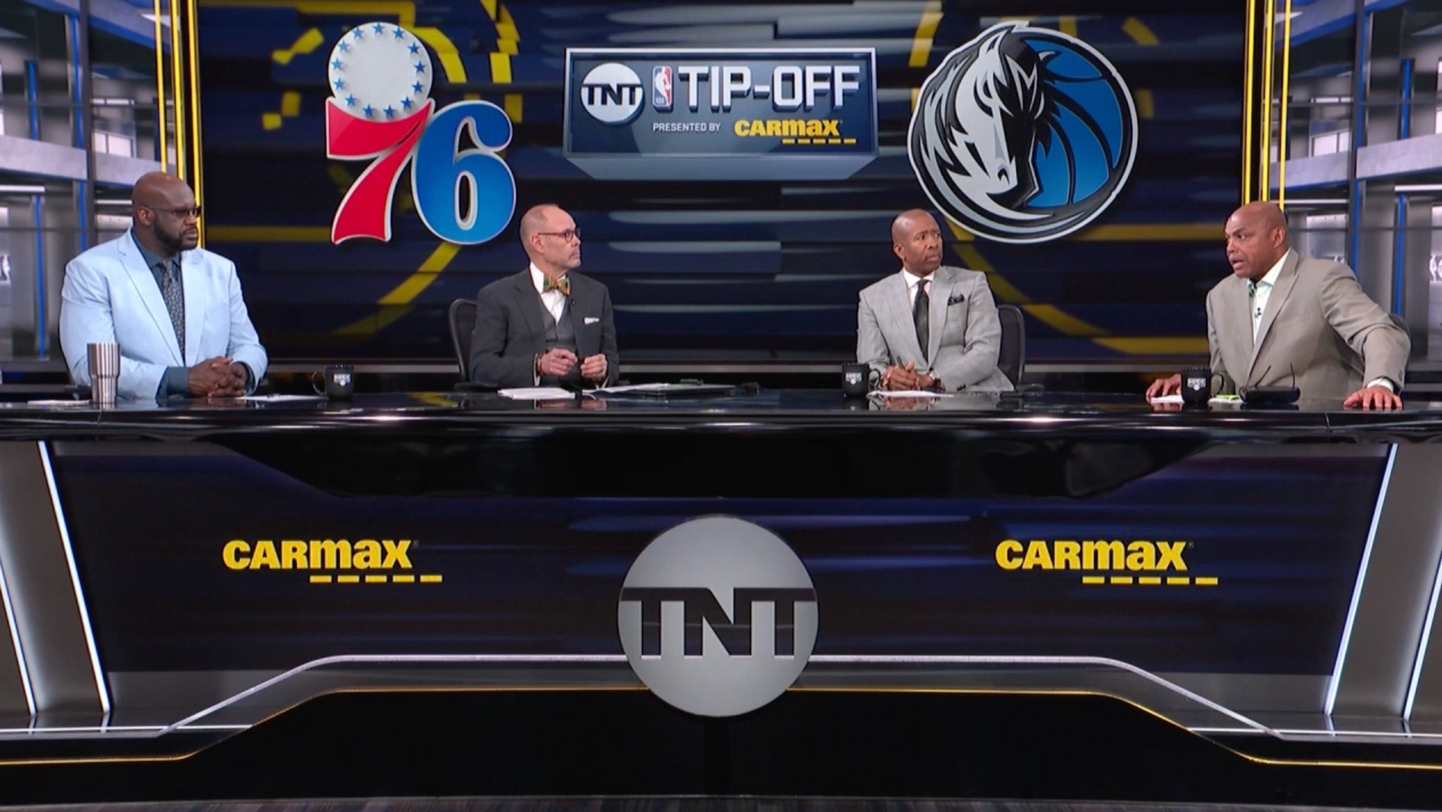 [花邊] 老巴:KI跟77不防守的