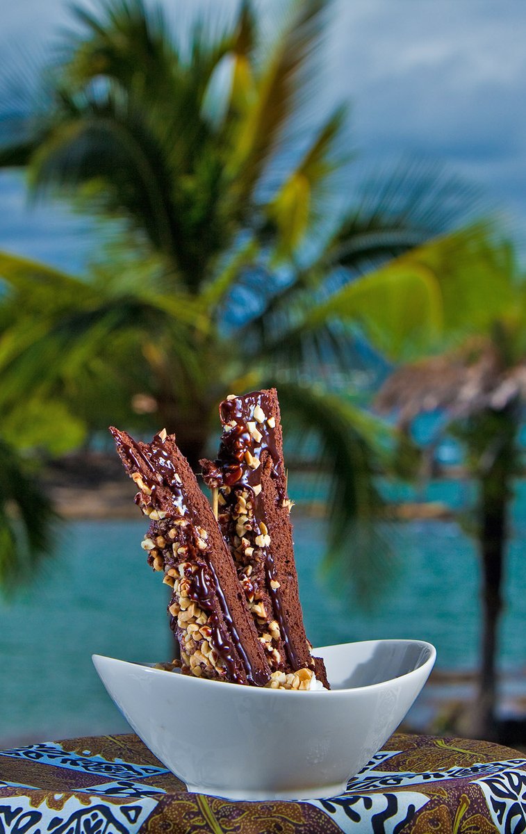 Food and beverage photography captures the essence of your hotel's culinary offerings, showcasing visually stunning dishes and leaving guests wanting more. 
#foodphotography #panaviz #hotelphotography #hospitality #hotelphotographer #chocolate #macadamia