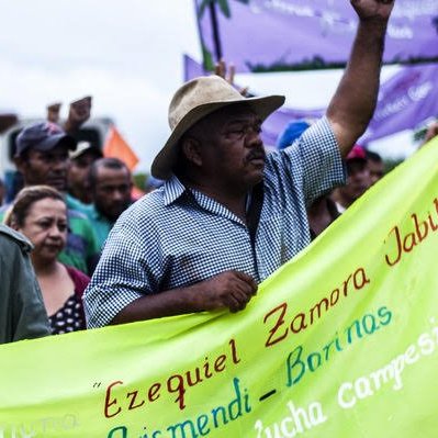 ComunaElMaizal's tweet photo. Condenamos el vil asesinato del compañero de lucha, productor campesino y comunero Carlos Bolívar en Camaguán edo. Guárico. Exigimos que se investigue a fondo y se condene con todo el peso de la ley a los implicados en este acto atroz. @NicolasMaduro https://t.co/CKEafiSAUC