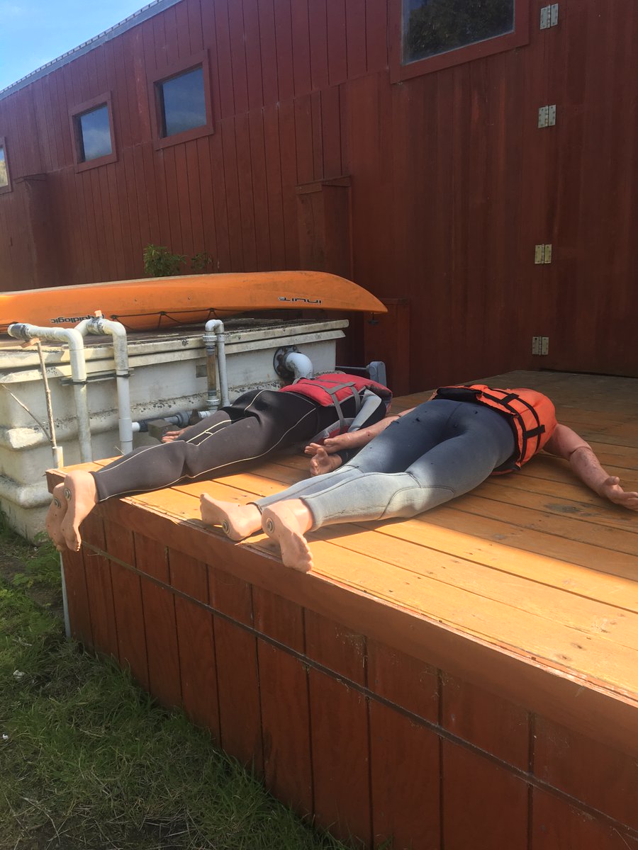 The #abalone lab is next door to the Boating and Dive Safety classroom and the dummies scared the day lights out of me this morning. @BodegaMarineLab @UCDavis