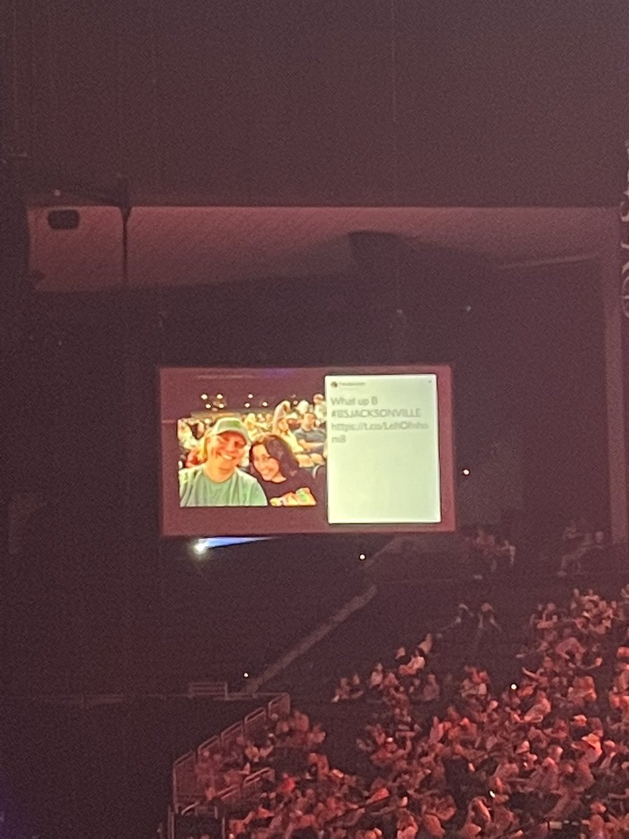 TimJarvinen's tweet photo. Here’s to me watching you watching me 🤪🤙🏼 #BSJACKSONVILLE https://t.co/XvVoJAZTco