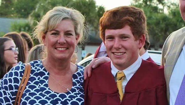 THESE are the faces we need to remember. Not his. YOU DID IT, LITTLE DETECTIVE 👀📸 Justice for Maggie and Paul 💙  #AlexMurdaugh #guilty #MurdaughFamily #murdaughtrial