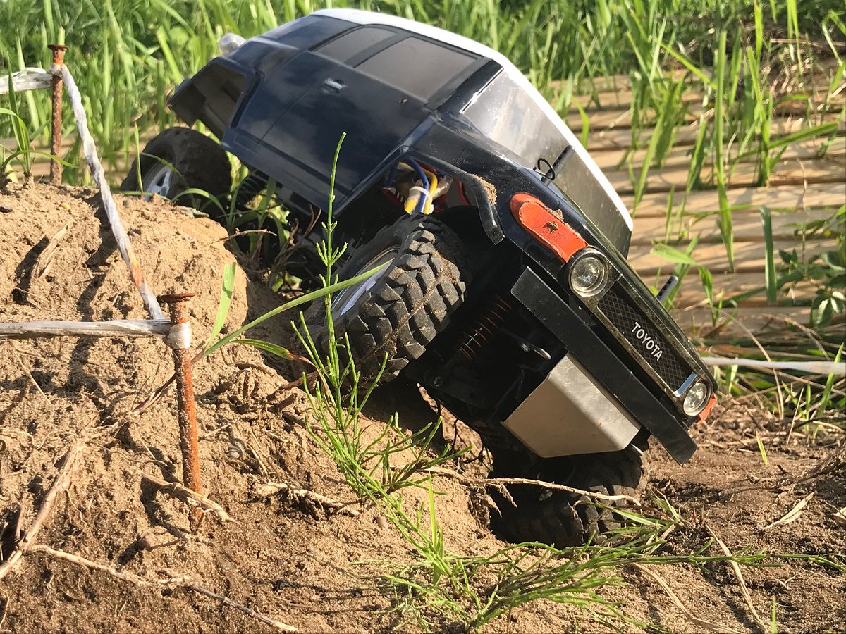 CherisCraft's tweet image. 【CC-01等長リンクステー】

ステアの切れないCC01の対策パーツ
捩れを無くし、サーボパワーをステアまで確実に伝えます。

等長リンクステー
cheriscraft.theshop.jp/items/22261406

＃CC01 ＃ラジコン ＃クローラーラジコン ＃クロカン ＃ちぇりすくらふと