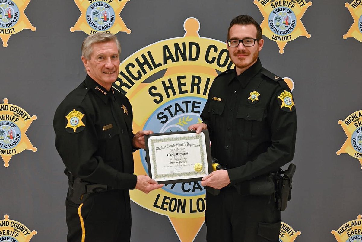 Congratulations to Master Deputy Wingard on his promotion!! He is such an important part of our Oak Pointe family and we are so proud of him. ❤️ 

#bestschoolever
#ourd5story
#LexRich5School