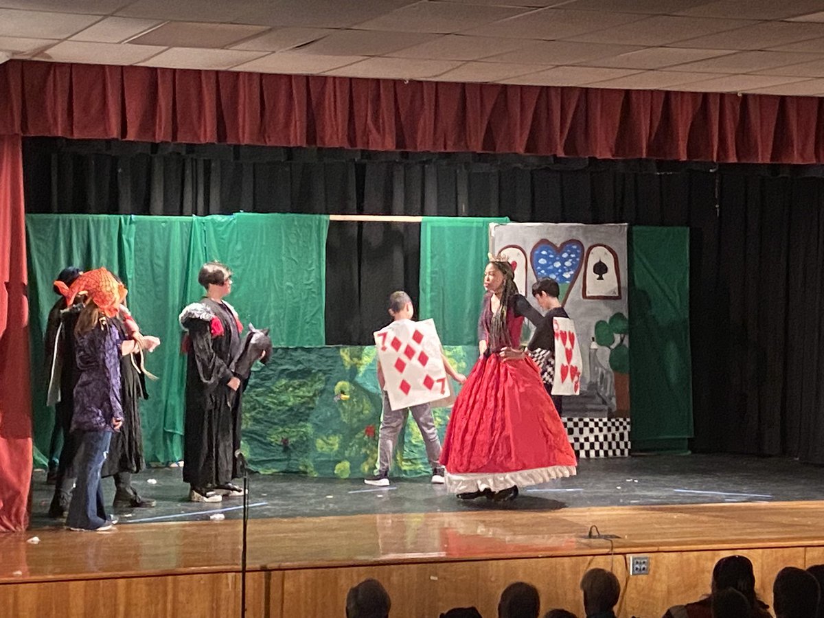 VMMSMustangs's tweet photo. What an amazing job by cast and crew of our drama club!!! A huge thank you to Mrs. Foley, Ms. Baricko, Mrs. Dunne and Mrs. Bauer for all of your hard work. The students were phenomenal!! #RIDEASONE🐎 @BrickSupt @MsMac_BTPS @BTPSLearns @MsTri_teach_run @Brick_K12 https://t.co/gZqcdRf4ln