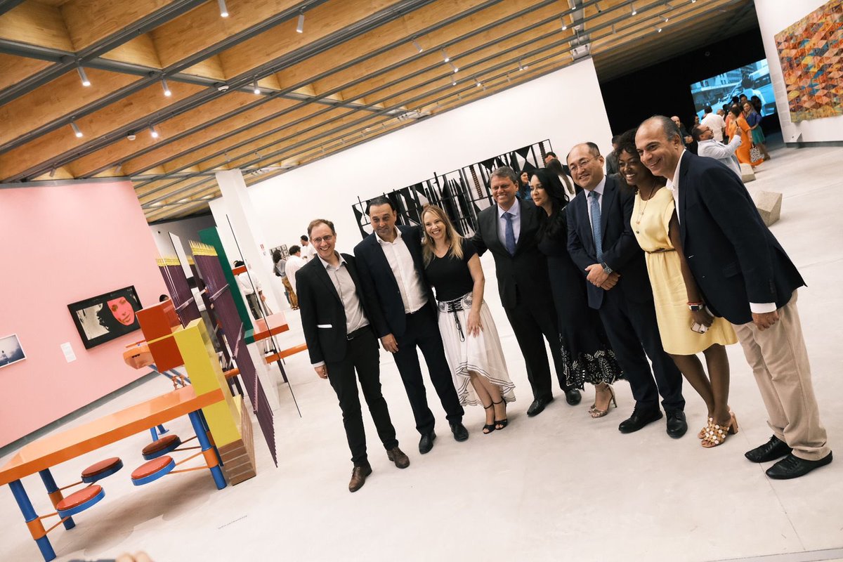 Grande noite para a cultura da capital e do Estado de SP com a abertura oficial do novo edifício da Pinacoteca Contemporânea, fruto de uma parceria parceria público privada. Trabalho do <a href="/governosp/">Governo de S. Paulo</a> no fomento à cultura, ferramenta importante para a transformação da sociedade.