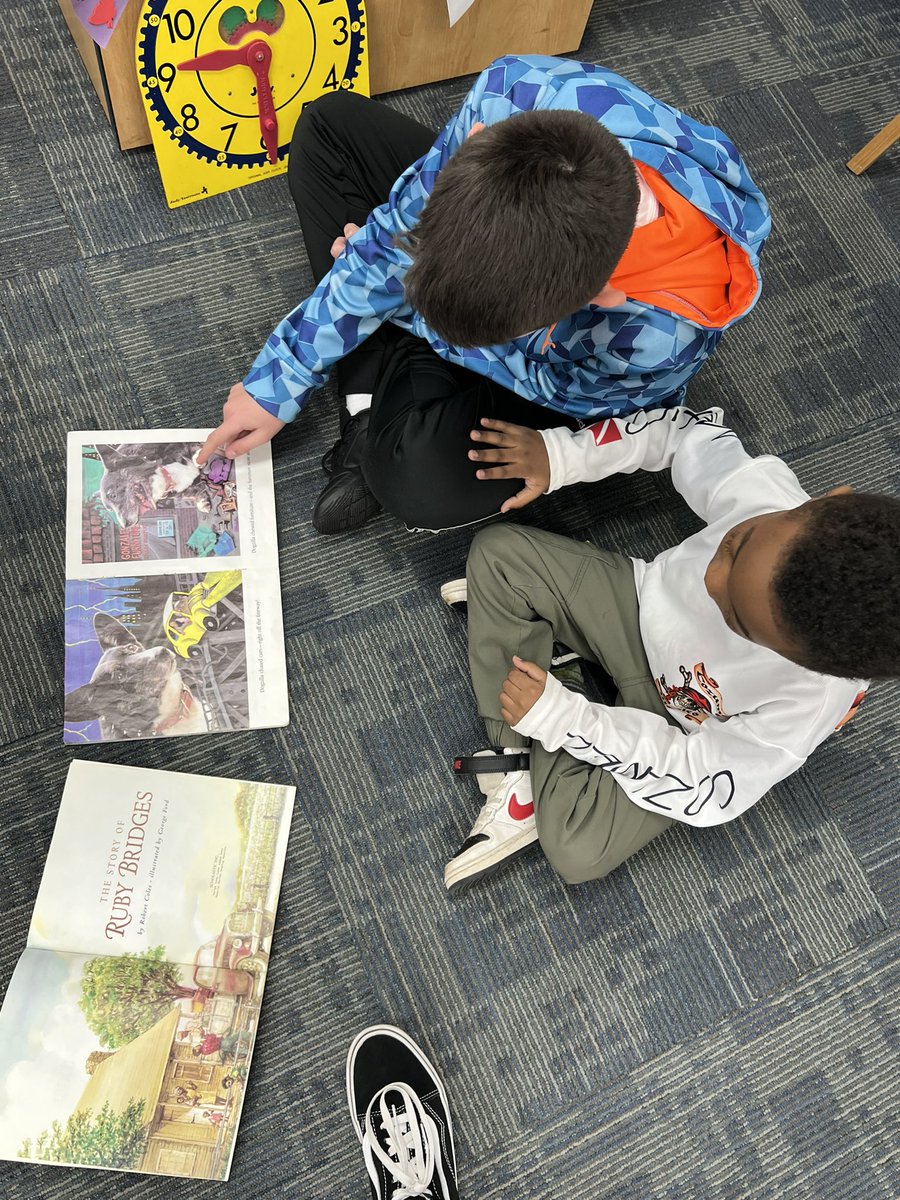 MsFarrey5F's tweet photo. Had so much fun sharing and reading books with Mrs. Sedlacek and Ms. Kelly’s 1st graders today! #ReadAcrossAmerica2023 #buddyreading #5thgrade https://t.co/I087EKT6ct
