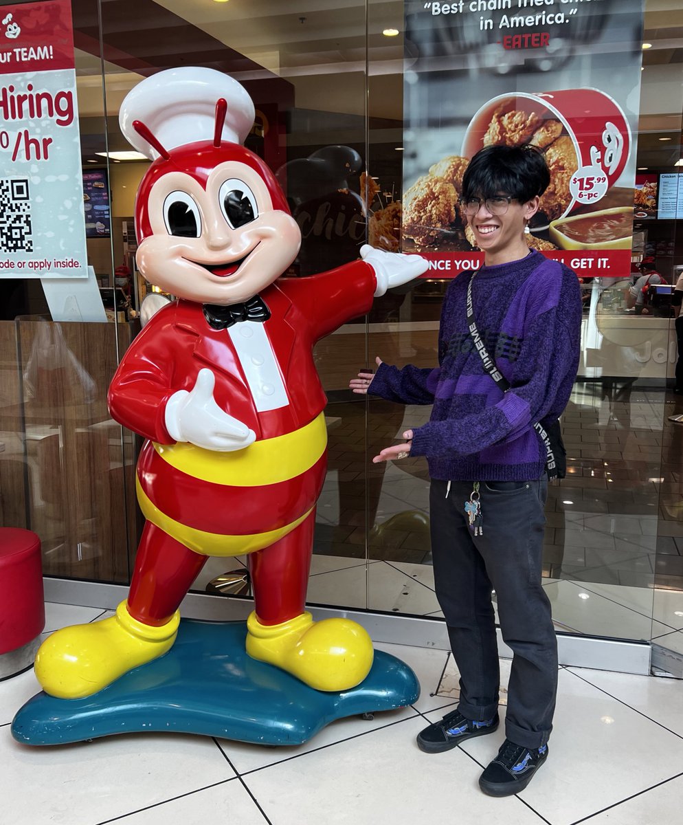 edricandrew_'s tweet photo. feelin like the jolliest bee in town https://t.co/25CTX8xCjO