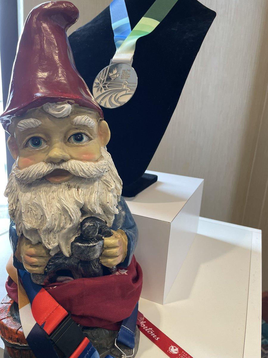 SHINY MEDAL ALERT:
FIVE <a href="/2023CanadaGames/">2023 Jeux du Canada Games</a> shiny medals today for @team_equipenb 🥈🥈🥈🥉🥉in judo and fencing at <a href="/CanadaGames/">Canada Games | Jeux du Canada</a> #SportNB #CanadaGames #TeamEquipeNB #PEI2023 #lifeofagnome