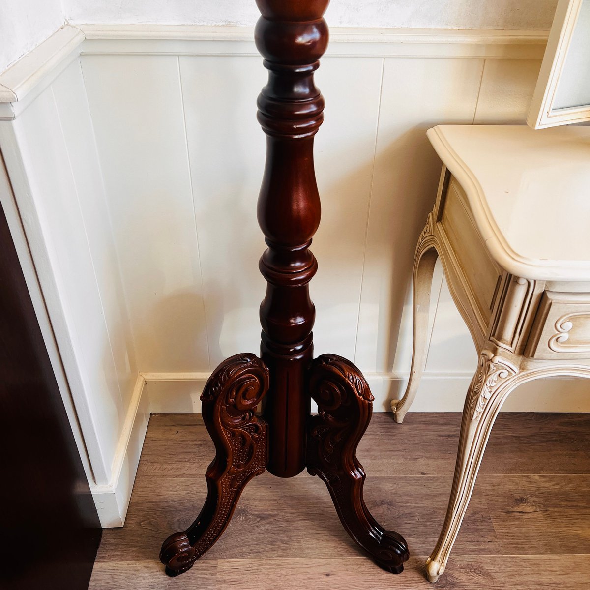 oGoodieShop's tweet image. #HollywoodRegency #StandingCoatRack Vintage Standing Coat Rack, Wood Coat Stand Rack with Hooks, Free Standing Hanger Tree
etsy.me/3EQWvq6