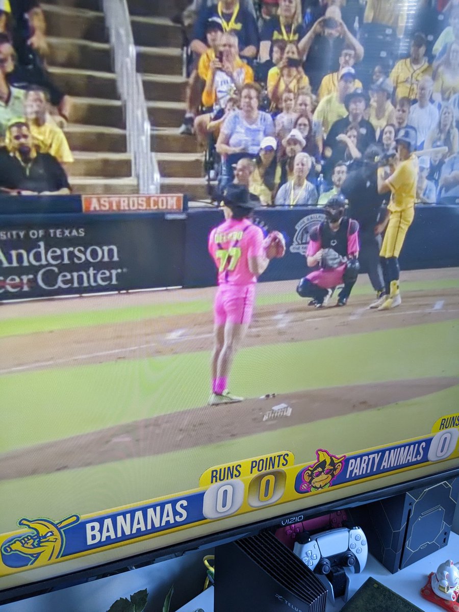 CultClassic Linsae tweet media