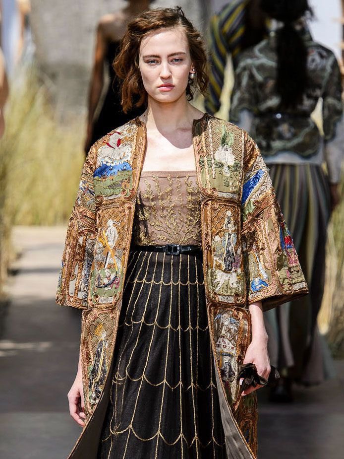 Joan Pope on X: Tarot card coat, Christian Dior Haute Couture, A/W 2017-18  https://t.co/1AACJcOsKX / X