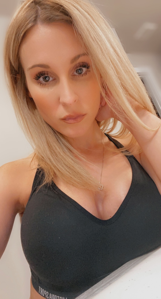 Allie Rae Boston Nurse x OnlyFans on Twitter: "would u like me to