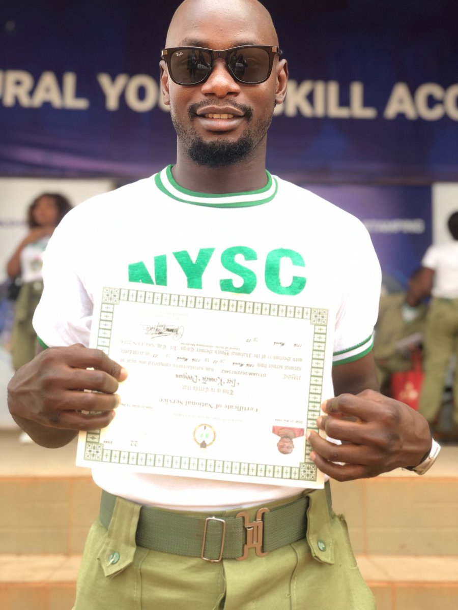 Celebrity Vet 🐶🐺🐗🐴🐭 tweet media