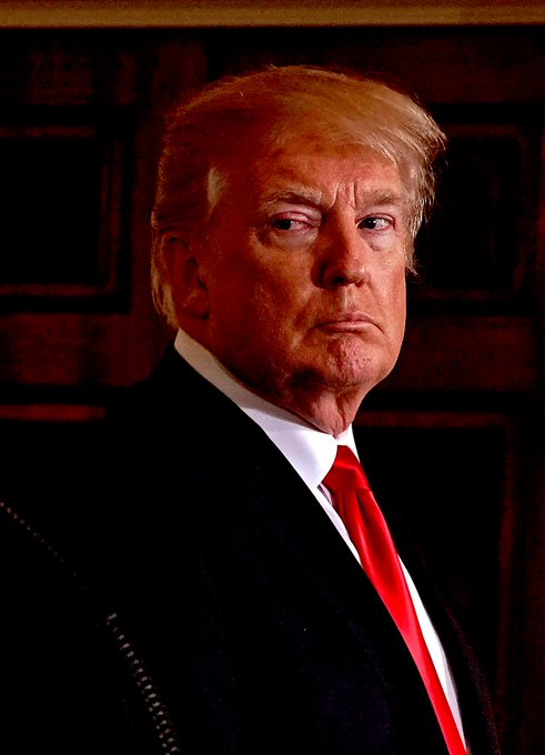 QuoteDigging's tweet photo. "Breaking: The Department of Justice has determined Donald Trump does not have absolute immunity from civil lawsuits filed by police officers and members of Congress and can be sued." https://t.co/12rcGkXklB
