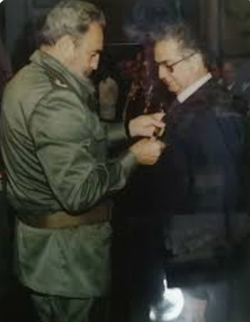 JorgeLSantana3's tweet photo. Desde #ArtexVC, lamentamos la perdida del eminente ortopédico cubano Dr. Rodrigo Alvarez Cambra.
La medicina pierde a uno de sus más grandes exponentes, su magistral obra científica trascenderá en #Cuba y el Mundo.
Las condolencias a familiares, amigos y al pueblo de Cuba. EPD🙏 https://t.co/nEzX4j4OdB