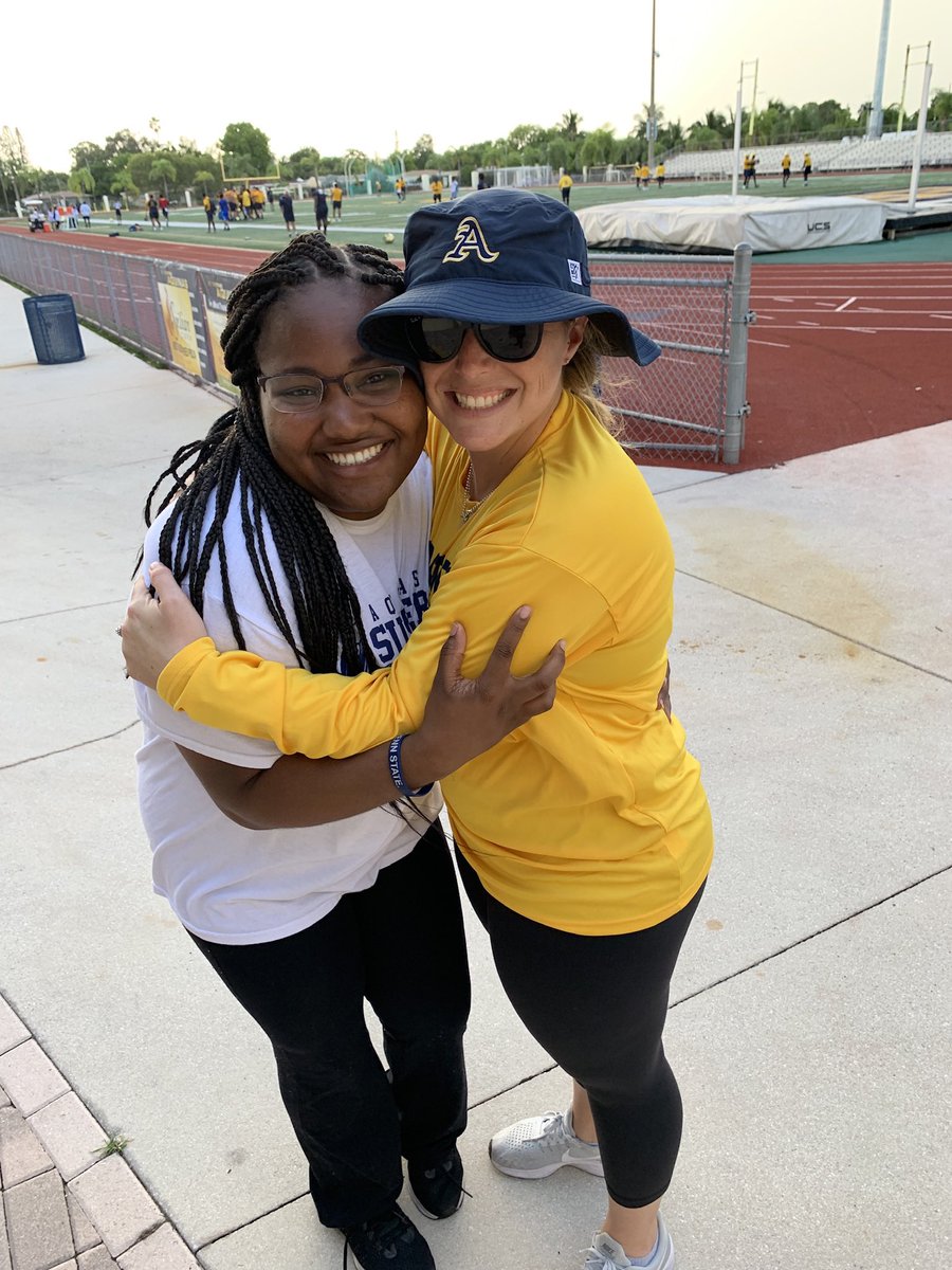 cmadotta's tweet photo. @NATA_SSATC @mnhopper1s @_kkscott forever greatful for the life lessons you've taught me about dedication and perseverance. can't wait to see you step into the professional world as an AT. https://t.co/MBIAQaGtUm