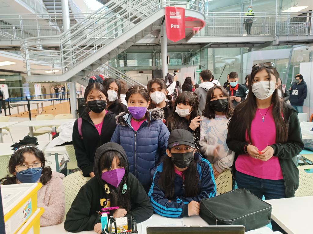 Ayuda Y Solidaridad tweet media