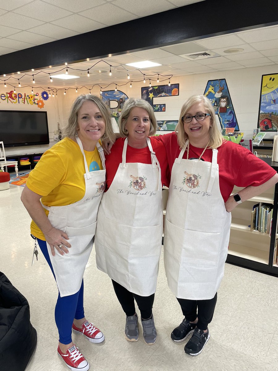 Teacher Wellness: creativity with charcuterie! Great way to enjoy crafting, culture, and fun! Huge shoutout to Ms. Thacker for her expertise and generosity!