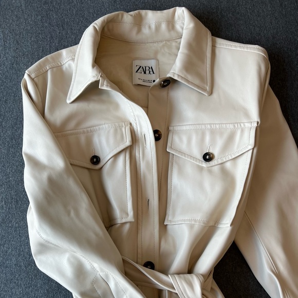 So good I had to share! Check out all the items I'm loving on <a href="/Poshmarkapp/">Poshmark</a> #poshmark #fashion #style #shopmycloset #shein #coach #zara: posh.mk/vND7oHj2Qxb