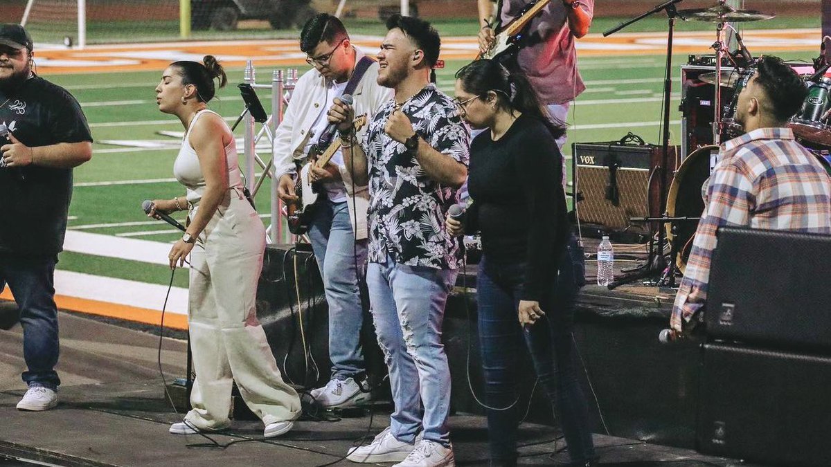 About yesterday.. Revival is in the air! In Harlingen! In the Rio Grande Valley! Excited and ready for what’s to come🔥🔥 #rgv #praise #worship