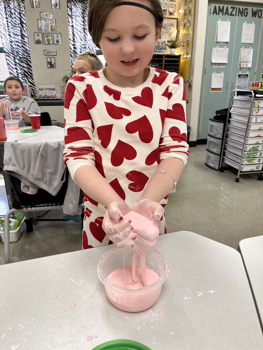 Mrs. Brenize tweet media