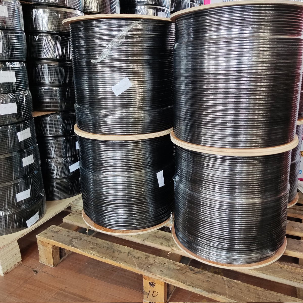 ract005's tweet image. High quality rg6 coaxial cable
​305meters per roll.
​Luis +86 18968032863