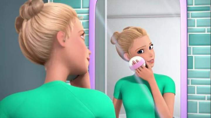soyarieslol's tweet photo. yo en las noches haciéndome el skincare cuando pasé todo el día sin comer, no tome casi agua y solo dormí 2 horas https://t.co/bRXUUQ8o9p