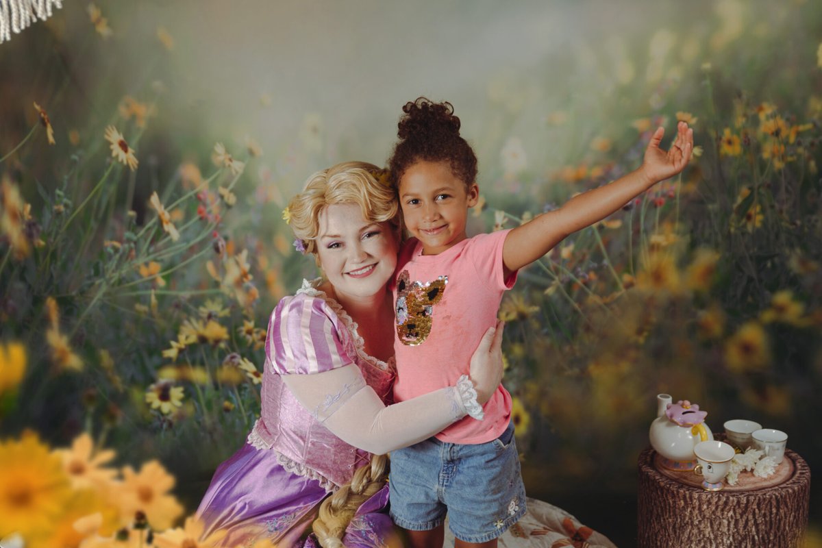lacyclagg's tweet photo. I am so excited for March 11th! We have limited princess minis with Courage &amp; Kindness Co! Money raised will go back into their non-profit. Theme will be Magical Rose-Colored Winter
https://t.co/qc1jFo81KZ https://t.co/TWYSKy4EL7