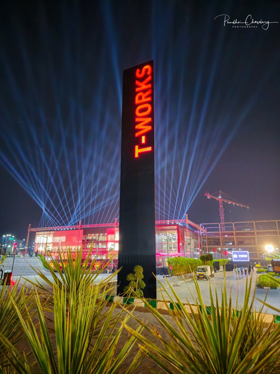 BharathReddyBRS's tweet image. #TWorks Inauguration Ceremony 💥✨

#HappeningHyderabad for a reason❤️
 
Thank you @KTRBRS anna!