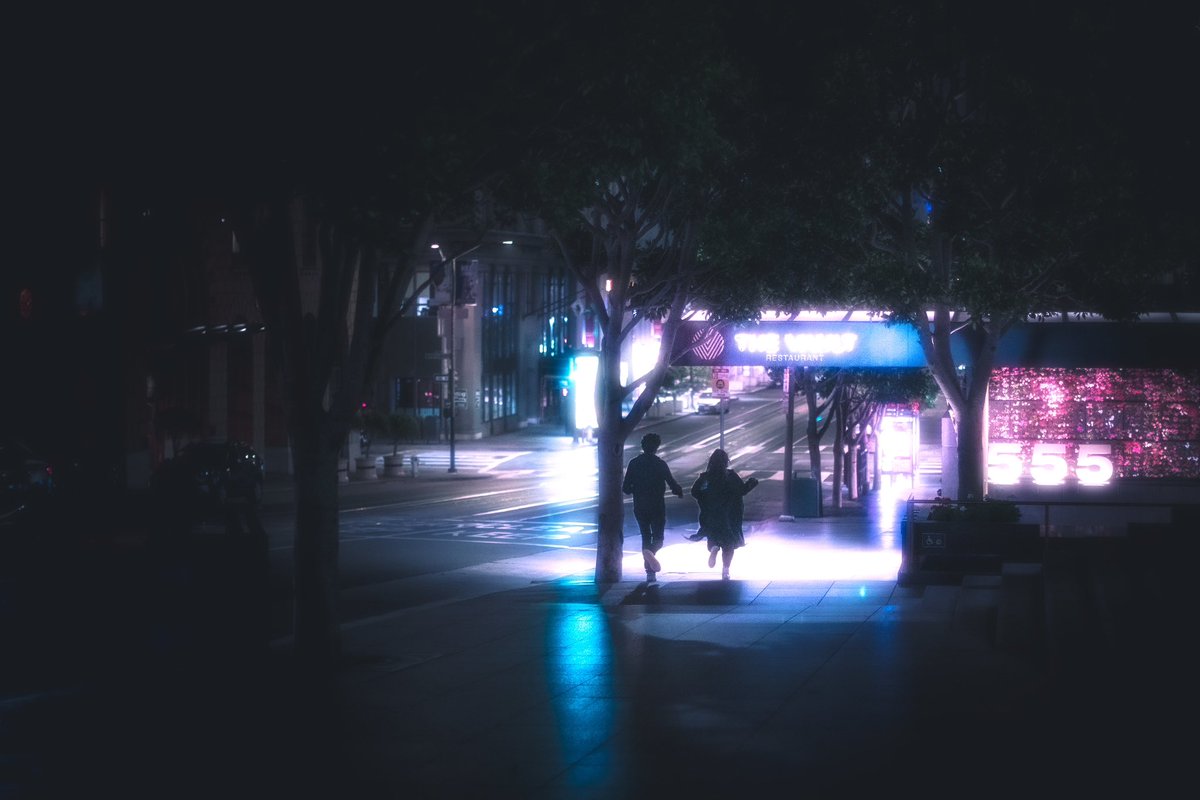 alonelychime's tweet photo. day 18/30 #imdoingstuff
back to the neons:) https://t.co/dcxHrBvuSq