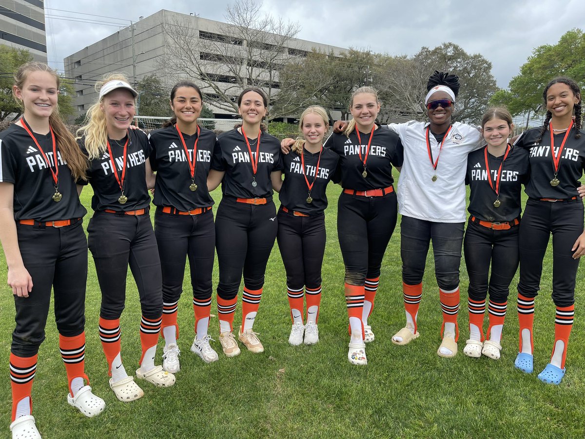 Working just as hard in the classroom as on the field.📚Honor Roll Reception at the tournament since we missed it at school!🥇<a href="/SPXPanthers/">St. Pius X Athletics</a> <a href="/StPiusX/">St. Pius X High School</a> @RodneyS42930075