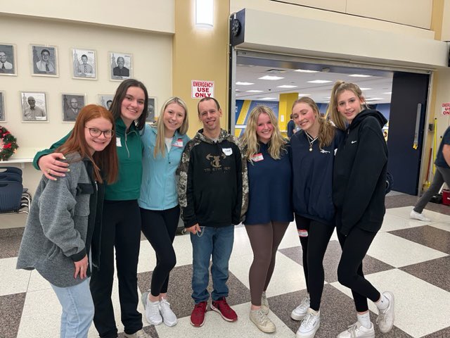 CSPJ_Cleveland's tweet photo. On February 25th, CSPJ hosted a Winter Carnival themed dance &amp; social through @empwr_sports at @SIHSCleveland. Thanks to all of our volunteers from @WalshJesuit @HNGreenwave &amp; @SIHS_IPJ+@CATAMDG https://t.co/cB8EhQmxUh