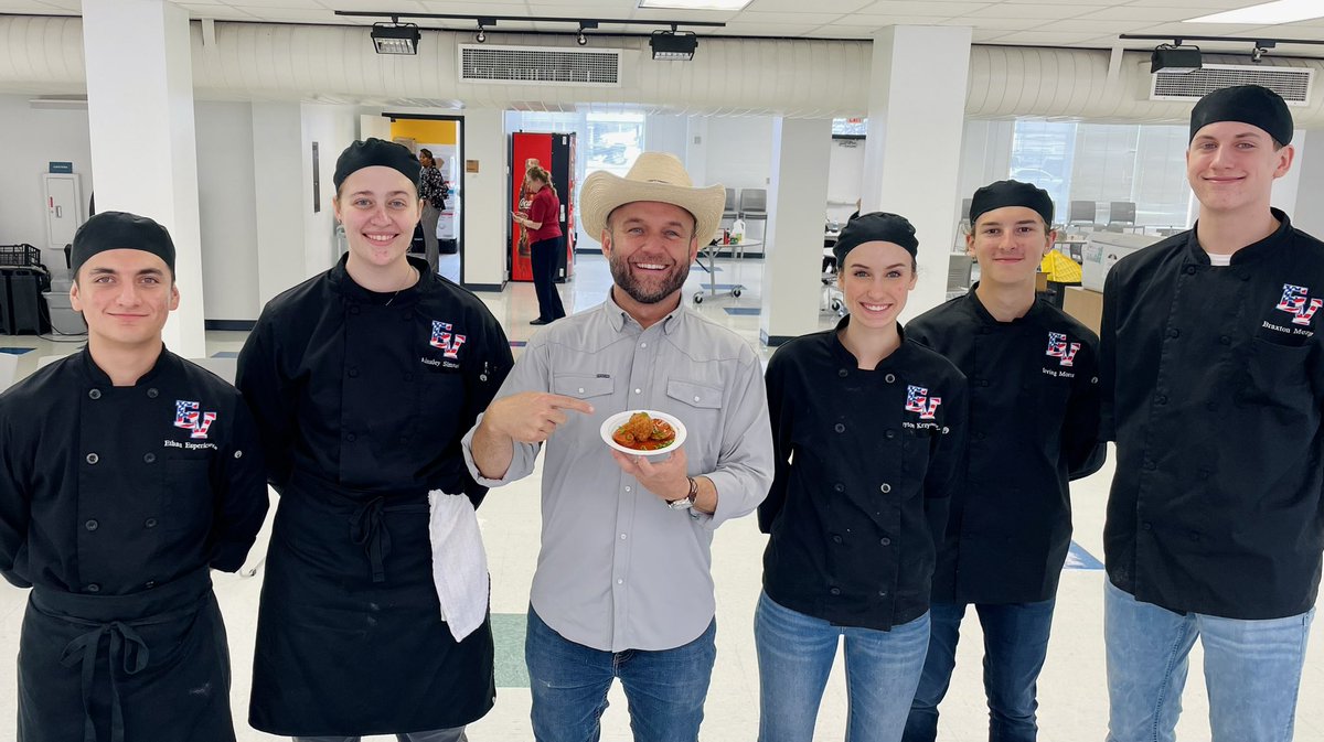 GISD_Culinary's tweet photo. We had an incredible day at this years GISD State of the District! My students created delicious desserts and appetizers, and got to work along side professional chefs! I am beyond proud of all of my students for being such outstanding representatives of our school district! https://t.co/HLBq4M3pTq